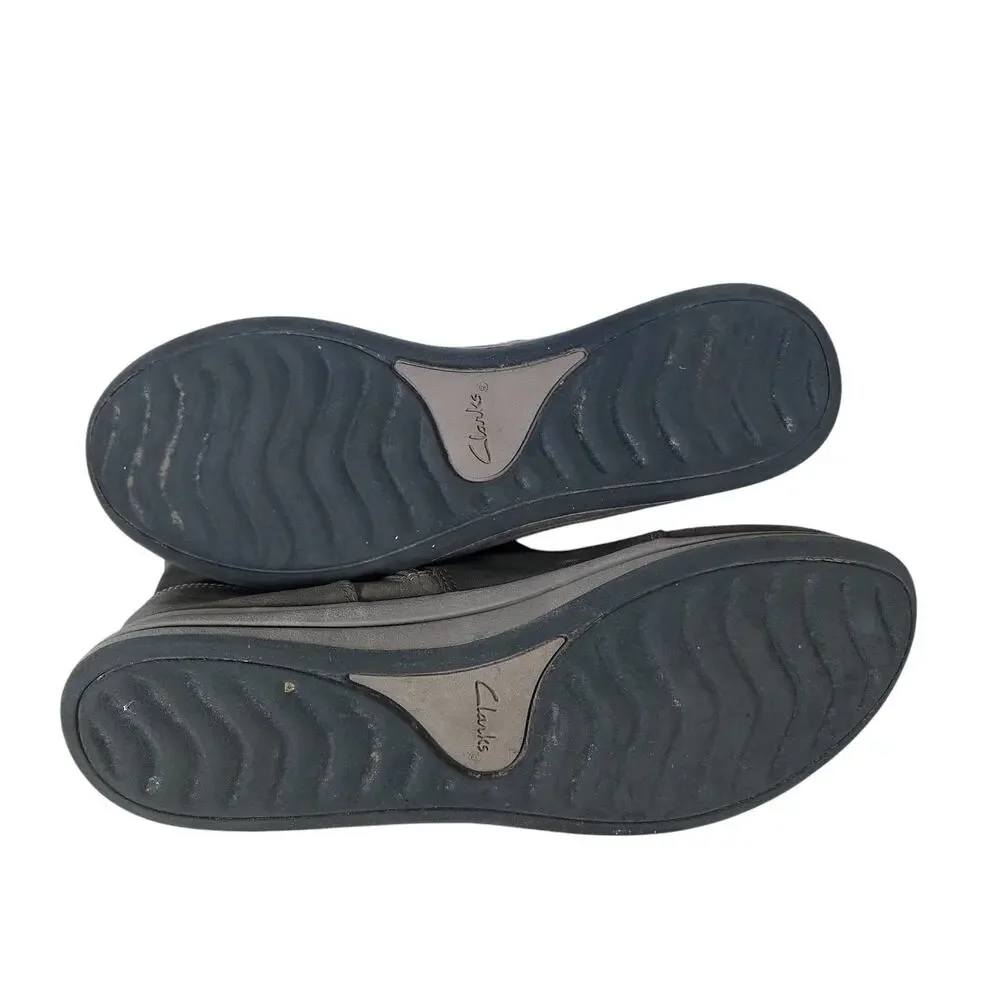 Clarks Womens Ankle Boots 8.5 Gray Leather Comfort Casual Walking Chic Booties